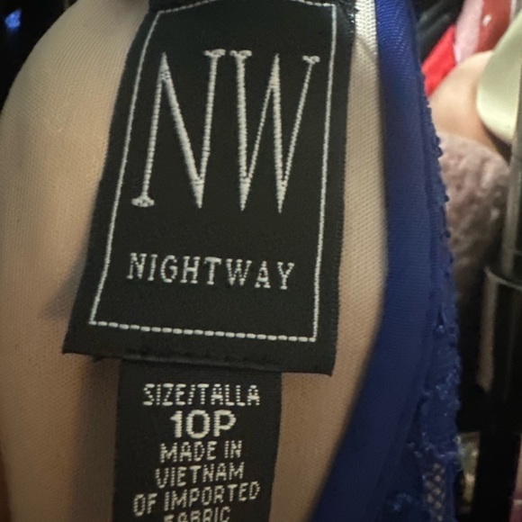 Night way collections long blue sequined gown - Picture 4 of 4